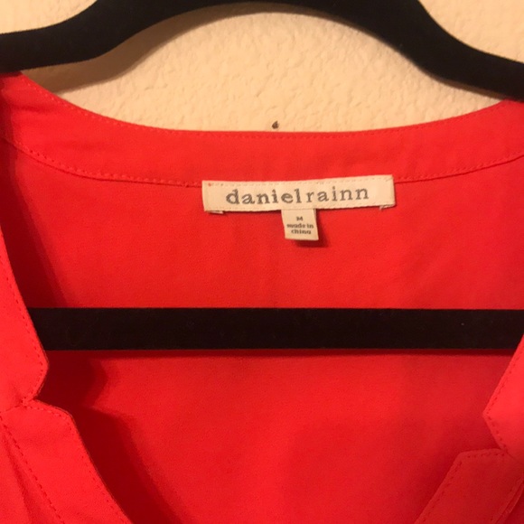 Medium Daniel Rainn Pleated Top - Picture 2 of 3